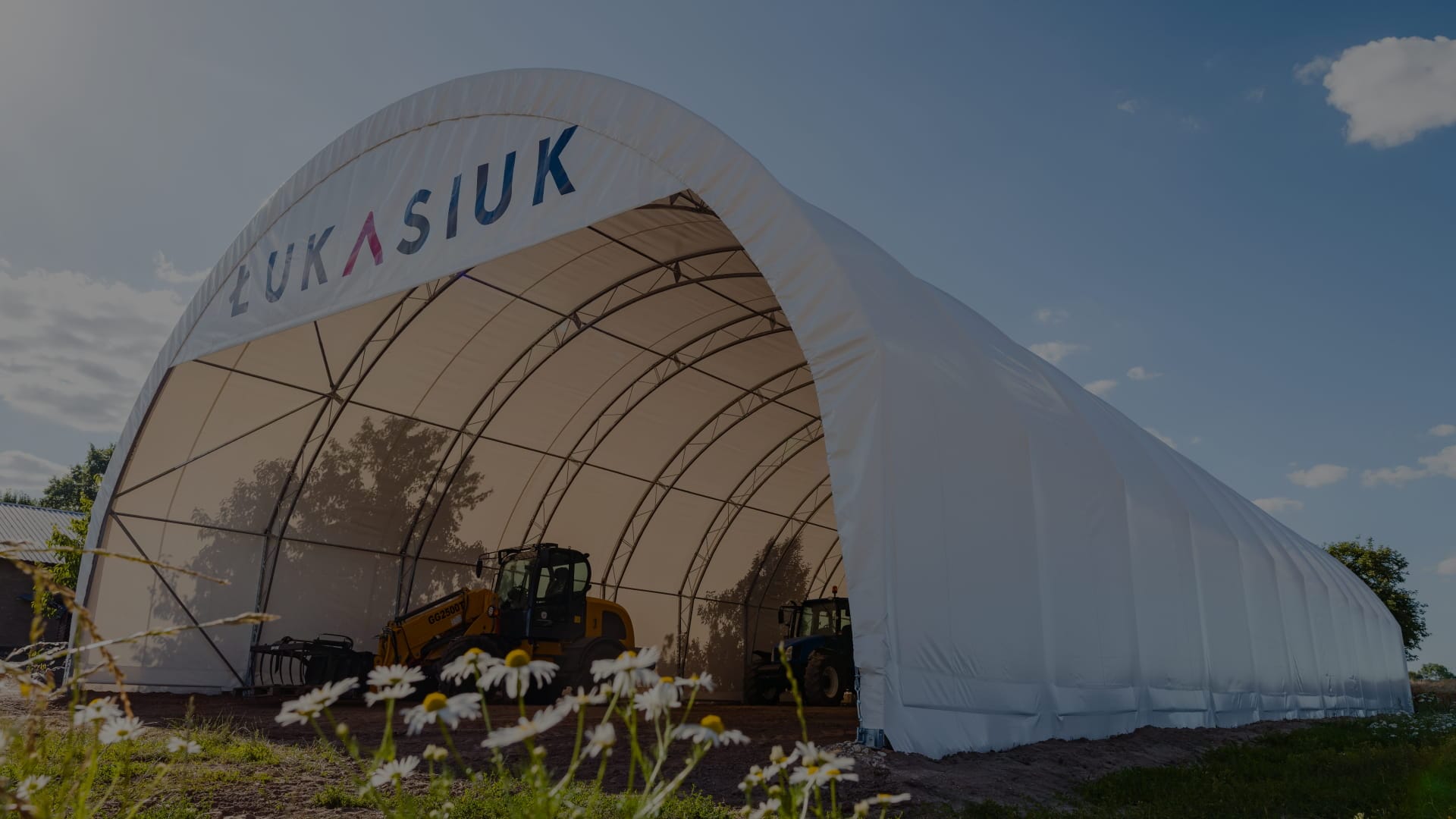 Hale łukowe w konstrukcji stalowej