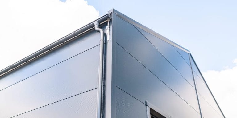 Hale marki Łukasiuk